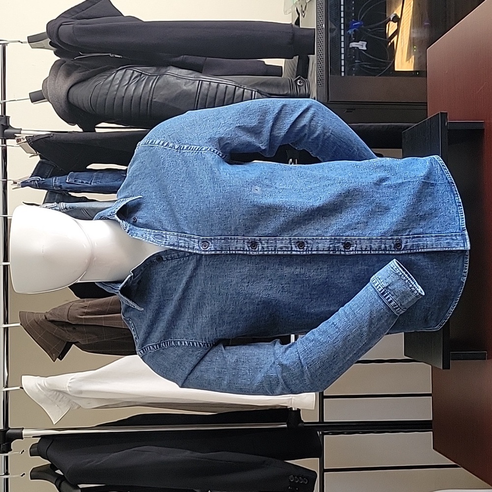 EXPRESS Medium Wash Stretch Denim Shirt